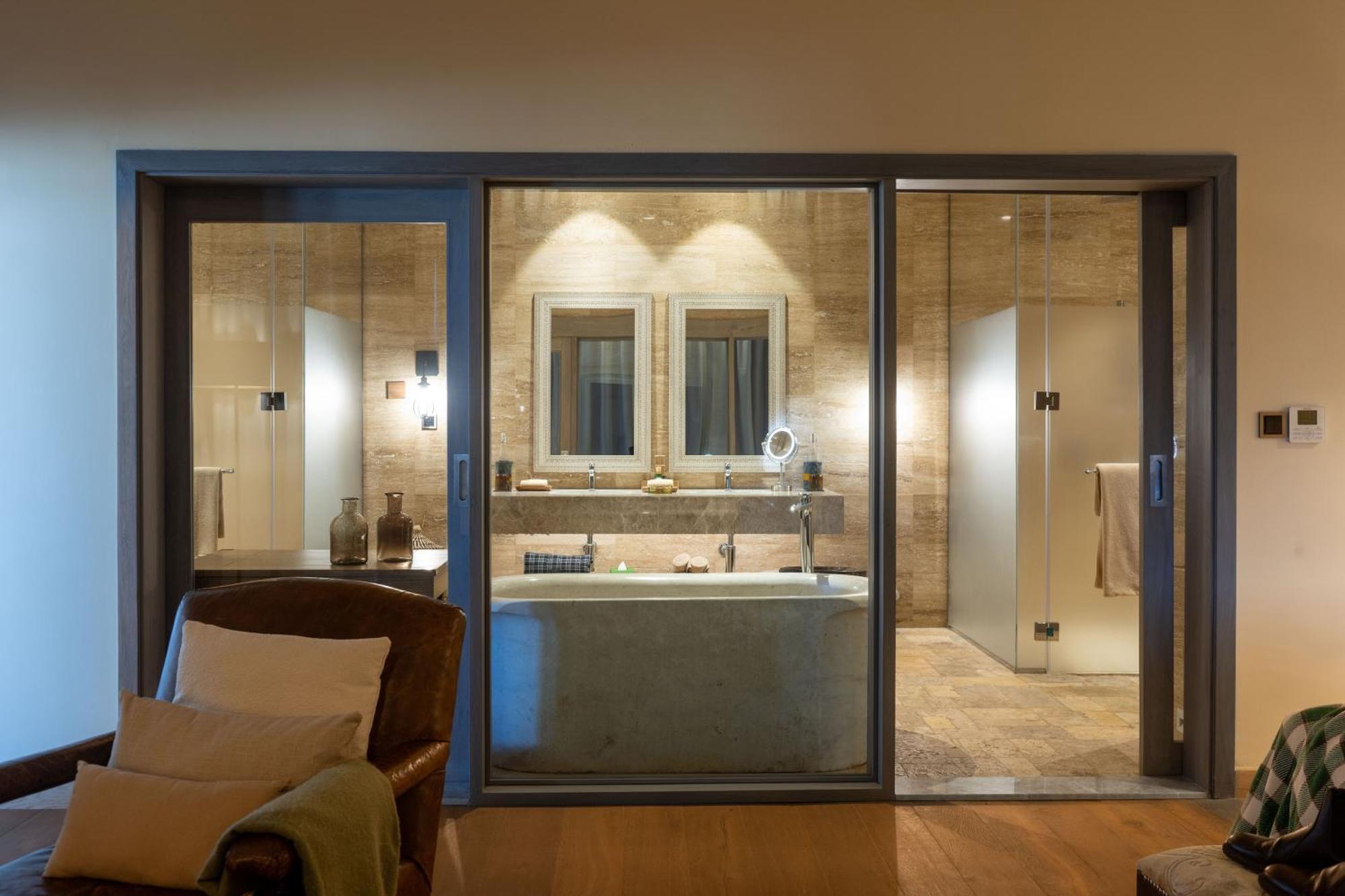 Member Of Melia Collection - The Leading Of The World * Ngorongoro
